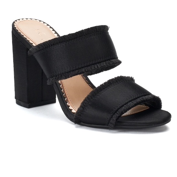 LC Lauren Conrad Shoes - Lauren Conrad strappy chunky heeled sandals